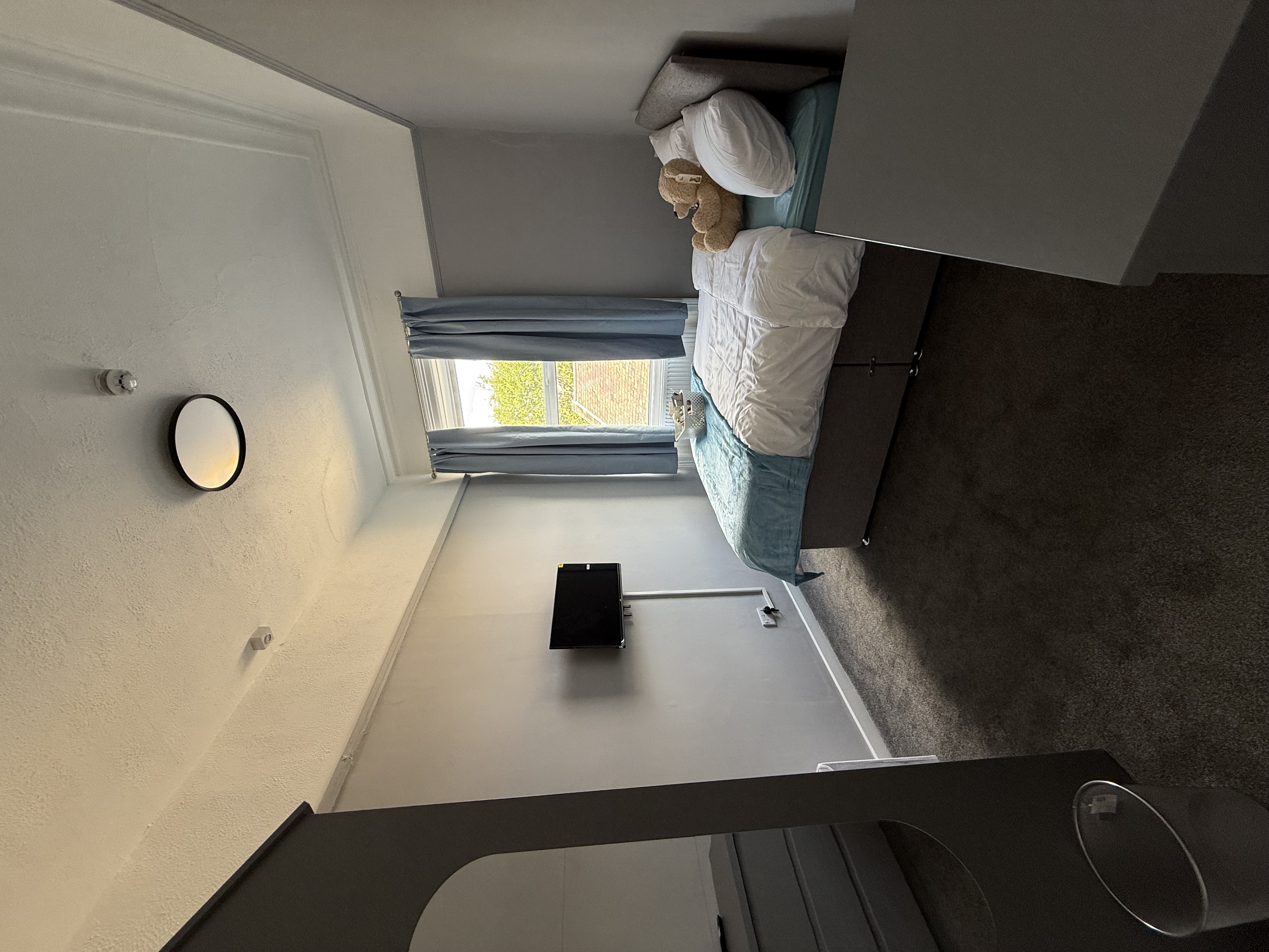 Greenhill bedroom